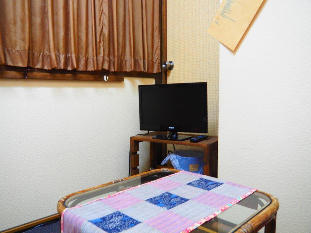 Sudomari Minshuku Friend Hotel Якушима Екстериор снимка